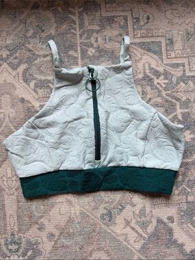 Twenty Montreal High-Neck Sports Bra
